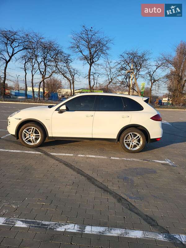Внедорожник / Кроссовер Porsche Cayenne 2013 в Одессе