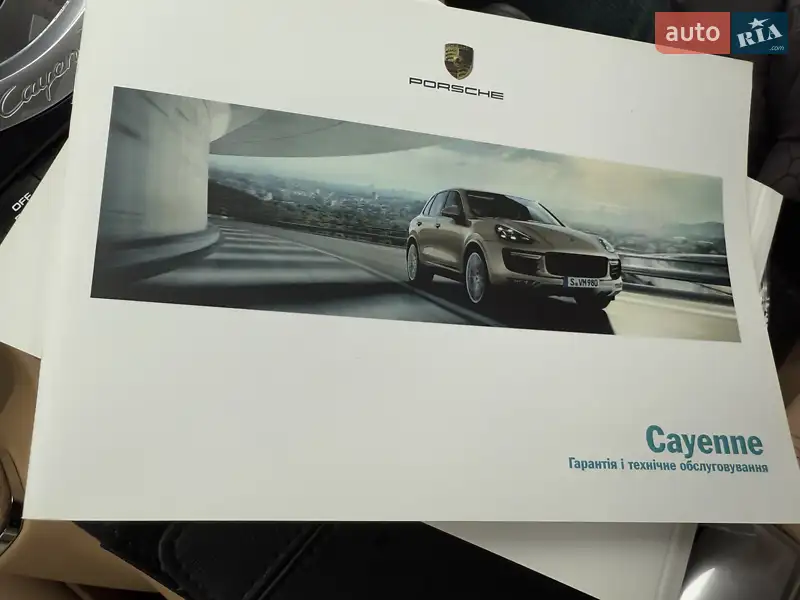 Внедорожник / Кроссовер Porsche Cayenne 2016 в Киеве документ