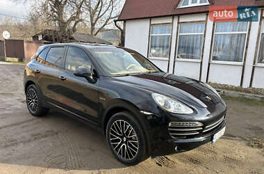 Позашляховик / Кросовер Porsche Cayenne 2012 в Могилів-Подільському