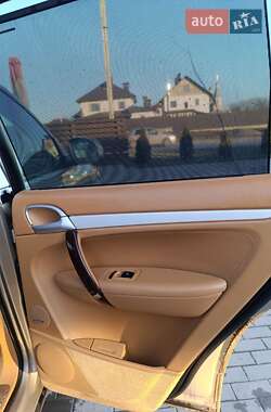 Внедорожник / Кроссовер Porsche Cayenne 2006 в 