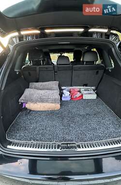 Внедорожник / Кроссовер Porsche Cayenne 2012 в 
