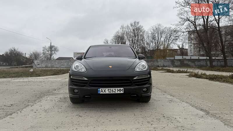 Внедорожник / Кроссовер Porsche Cayenne 2012 в Львове