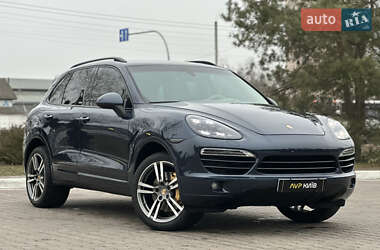 Внедорожник / Кроссовер Porsche Cayenne 2013 в Киеве