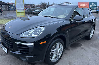 Позашляховик / Кросовер Porsche Cayenne 2015 в 