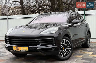 Позашляховик / Кросовер Porsche Cayenne 2018 в Києві