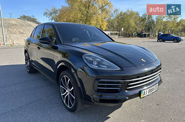Внедорожник / Кроссовер Porsche Cayenne 2019 в 