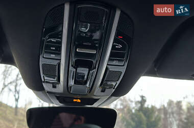 Внедорожник / Кроссовер Porsche Cayenne 2019 в 