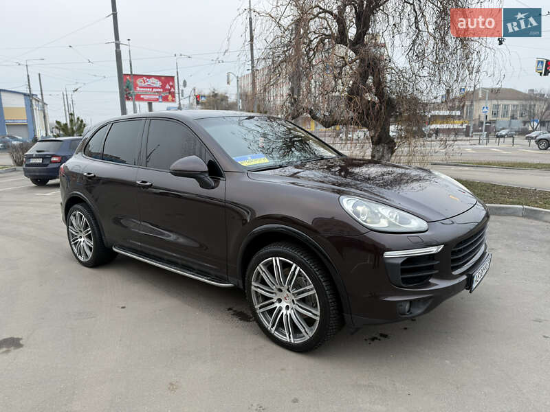 Позашляховик / Кросовер Porsche Cayenne 2014 в Вінниці