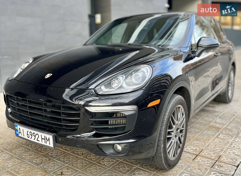 Позашляховик / Кросовер Porsche Cayenne 2014 в Києві