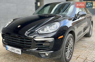 Внедорожник / Кроссовер Porsche Cayenne 2014 в 