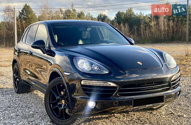 Позашляховик / Кросовер Porsche Cayenne 2012 в Новояворівську