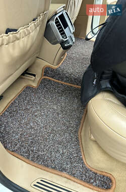Внедорожник / Кроссовер Porsche Cayenne 2010 в 