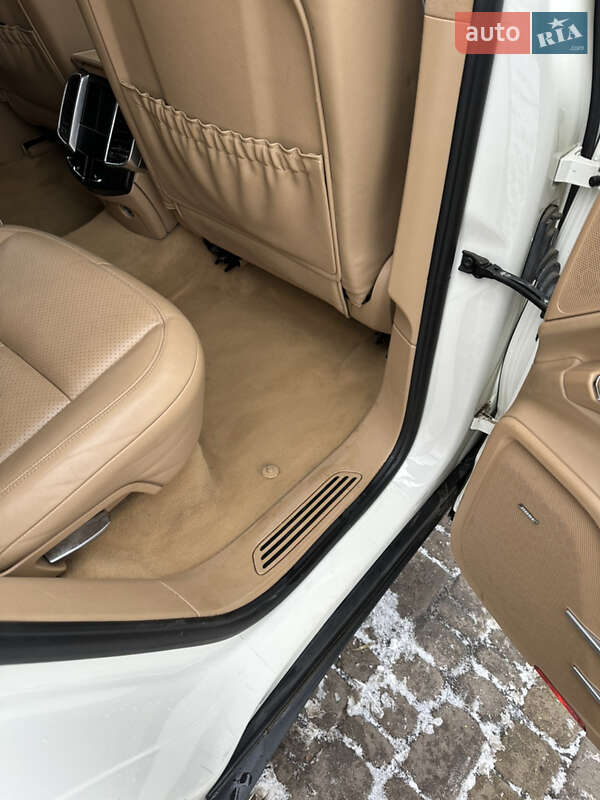 Позашляховик / Кросовер Porsche Cayenne 2010 в Диканьці