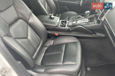Позашляховик / Кросовер Porsche Cayenne 2011 в 