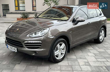 Внедорожник / Кроссовер Porsche Cayenne 2012 в Киеве