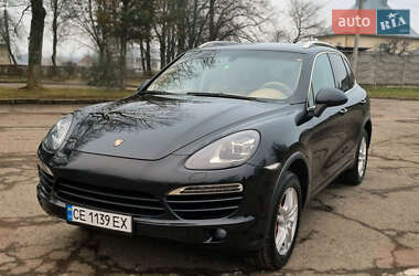 Внедорожник / Кроссовер Porsche Cayenne 2011 в Черновцах