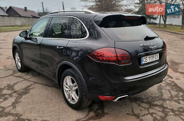 Позашляховик / Кросовер Porsche Cayenne 2011 в Чернівцях