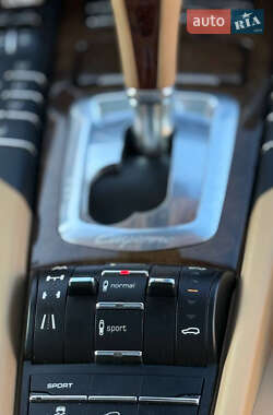Позашляховик / Кросовер Porsche Cayenne 2012 в Чернівцях