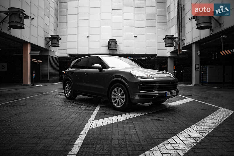 Позашляховик / Кросовер Porsche Cayenne 2019 в Києві