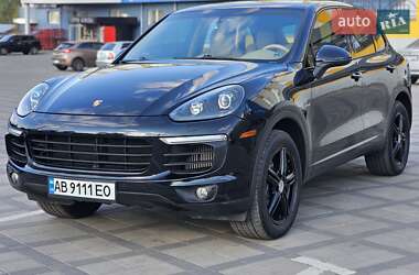 Позашляховик / Кросовер Porsche Cayenne 2015 в 