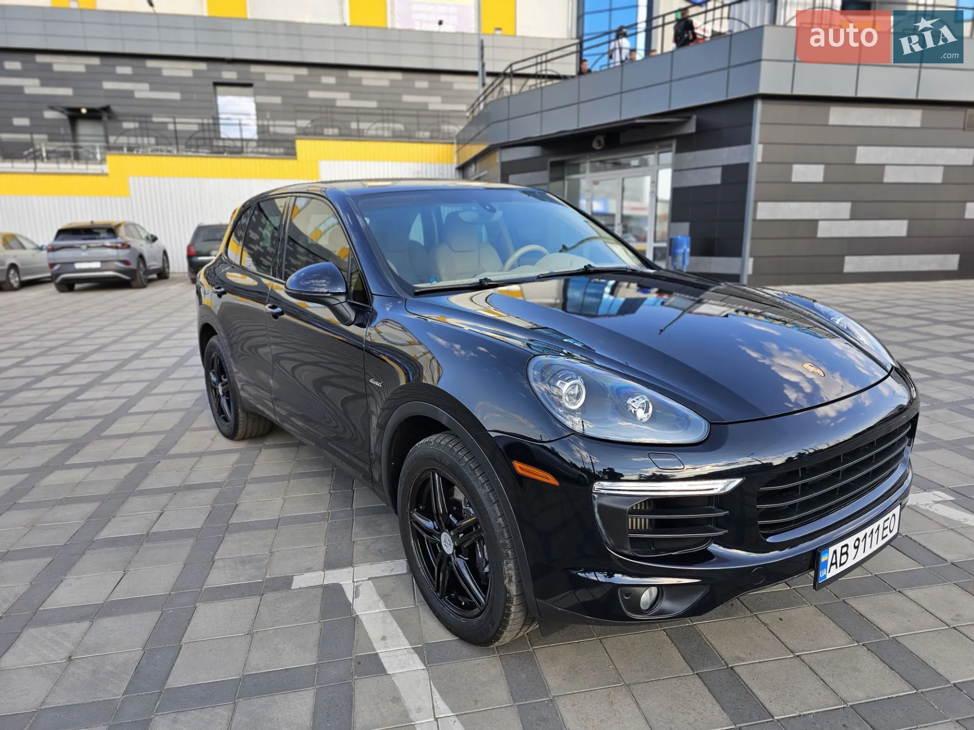 2015 Porsche Cayenne - мініатюра 12