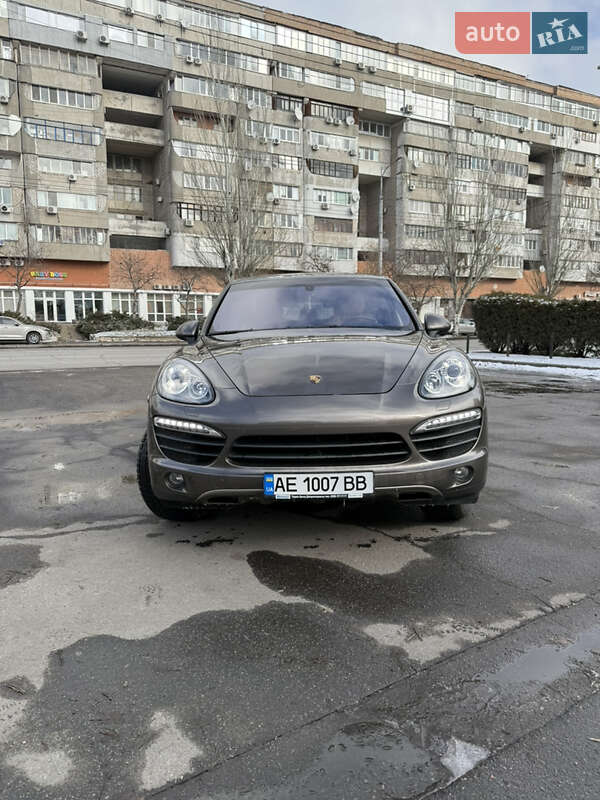 Внедорожник / Кроссовер Porsche Cayenne 2012 в Днепре