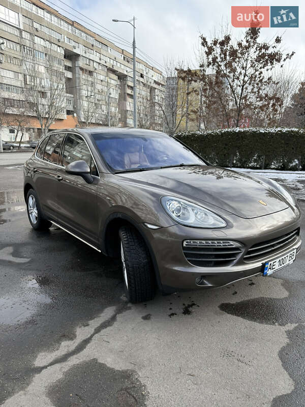 Внедорожник / Кроссовер Porsche Cayenne 2012 в Днепре