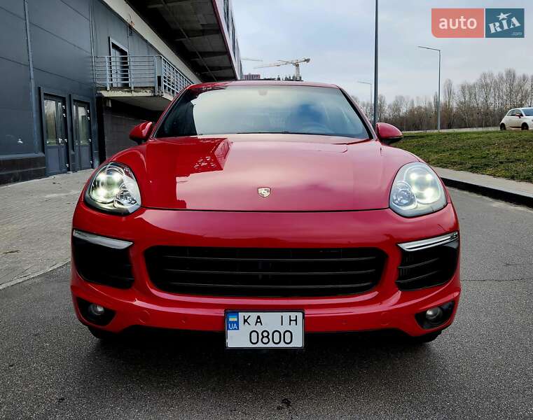 Позашляховик / Кросовер Porsche Cayenne 2014 в 