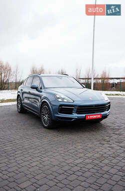 Позашляховик / Кросовер Porsche Cayenne 2019 в Житомирі