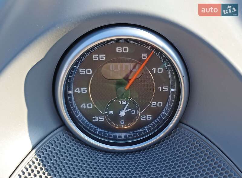 Внедорожник / Кроссовер Porsche Cayenne 2012 в Черновцах