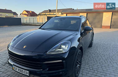 Внедорожник / Кроссовер Porsche Cayenne 2019 в Каменец-Подольском