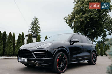 Позашляховик / Кросовер Porsche Cayenne 2013 в Чернівцях