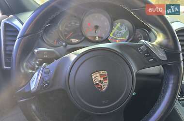 Внедорожник / Кроссовер Porsche Cayenne 2010 в 