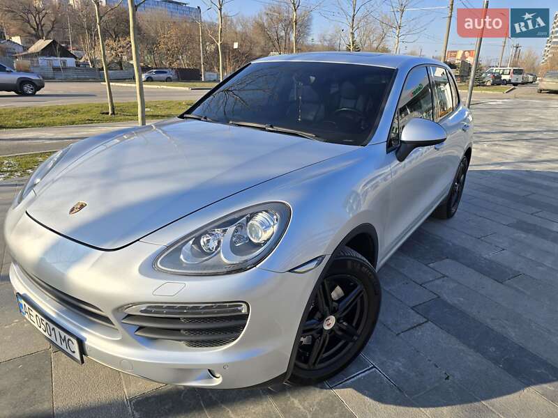 Внедорожник / Кроссовер Porsche Cayenne 2010 в Днепре
