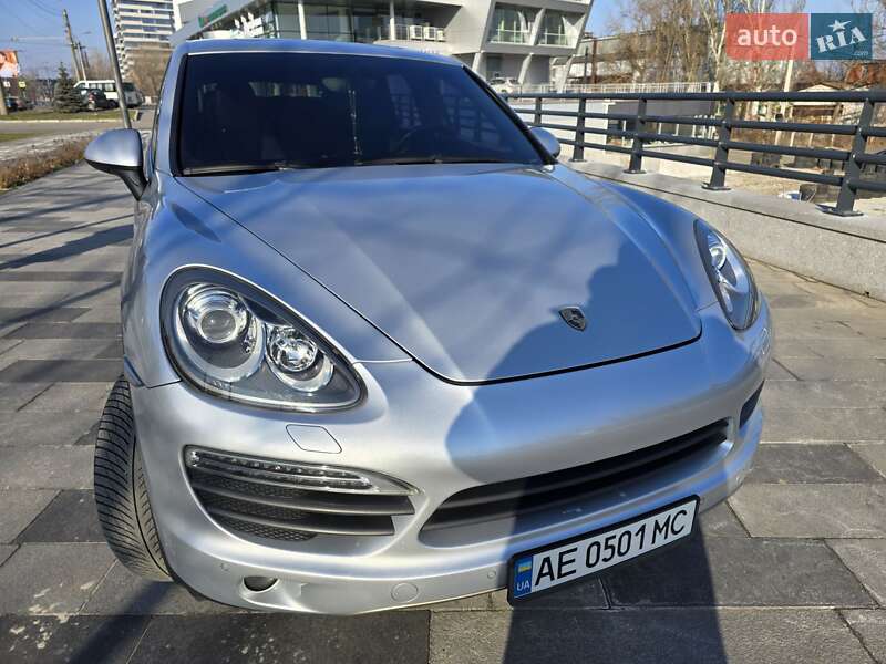 Внедорожник / Кроссовер Porsche Cayenne 2010 в Днепре
