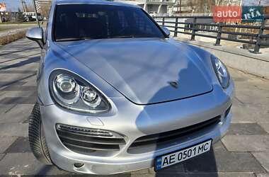 Внедорожник / Кроссовер Porsche Cayenne 2010 в 