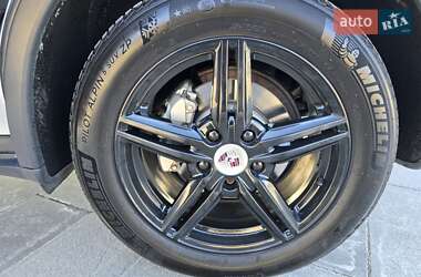 Внедорожник / Кроссовер Porsche Cayenne 2010 в 
