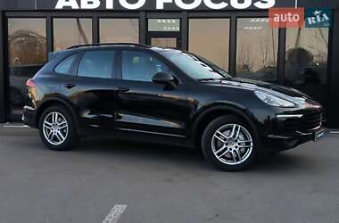 Позашляховик / Кросовер Porsche Cayenne 2015 в Києві