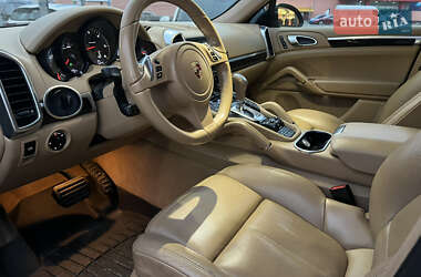 Внедорожник / Кроссовер Porsche Cayenne 2012 в Киеве