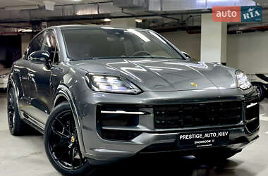 Внедорожник / Кроссовер Porsche Cayenne 2024 в Киеве