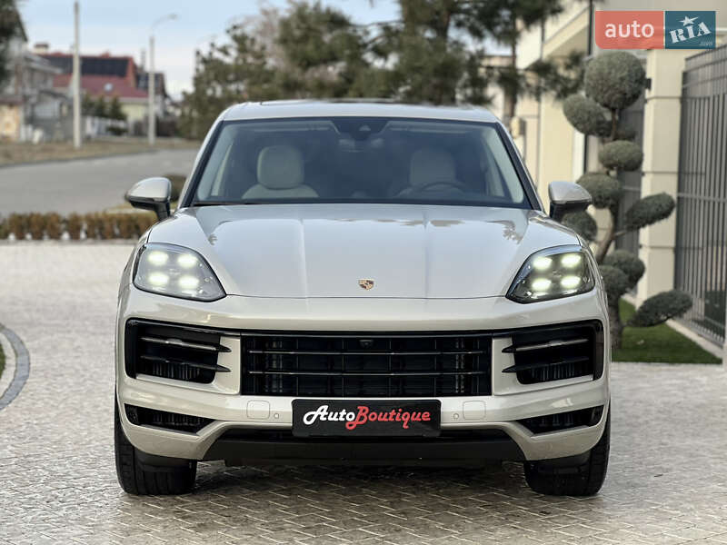 Внедорожник / Кроссовер Porsche Cayenne 2024 в Одессе