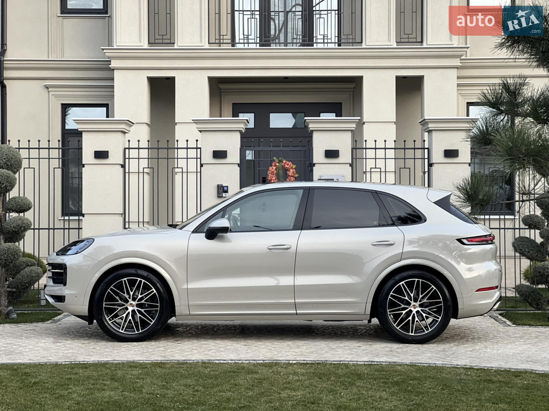 2024 Porsche Cayenne - мініатюра 9