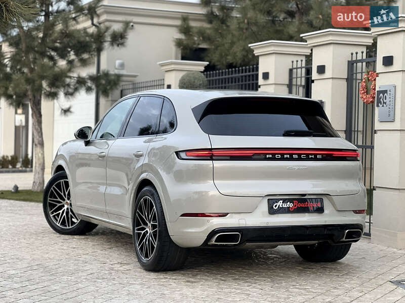 Внедорожник / Кроссовер Porsche Cayenne 2024 в Одессе