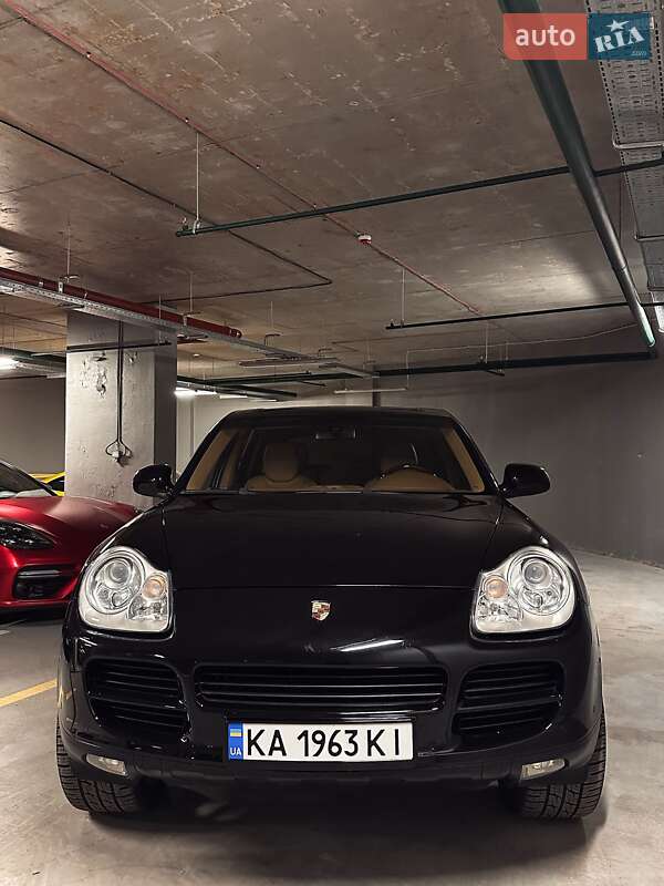 Porsche Cayenne 2005