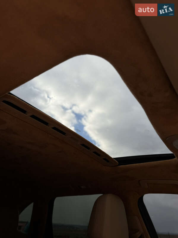 Позашляховик / Кросовер Porsche Cayenne 2013 в Львові