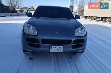 Позашляховик / Кросовер Porsche Cayenne 2005 в 