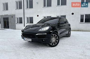 Внедорожник / Кроссовер Porsche Cayenne 2013 в Луцке