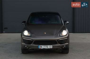 Позашляховик / Кросовер Porsche Cayenne 2011 в Дубні