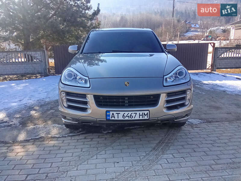 Внедорожник / Кроссовер Porsche Cayenne 2009 в 