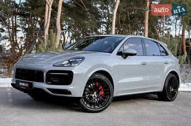 Позашляховик / Кросовер Porsche Cayenne 2018 в 